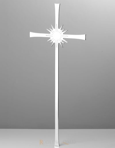 krzyż na pomnik leżący